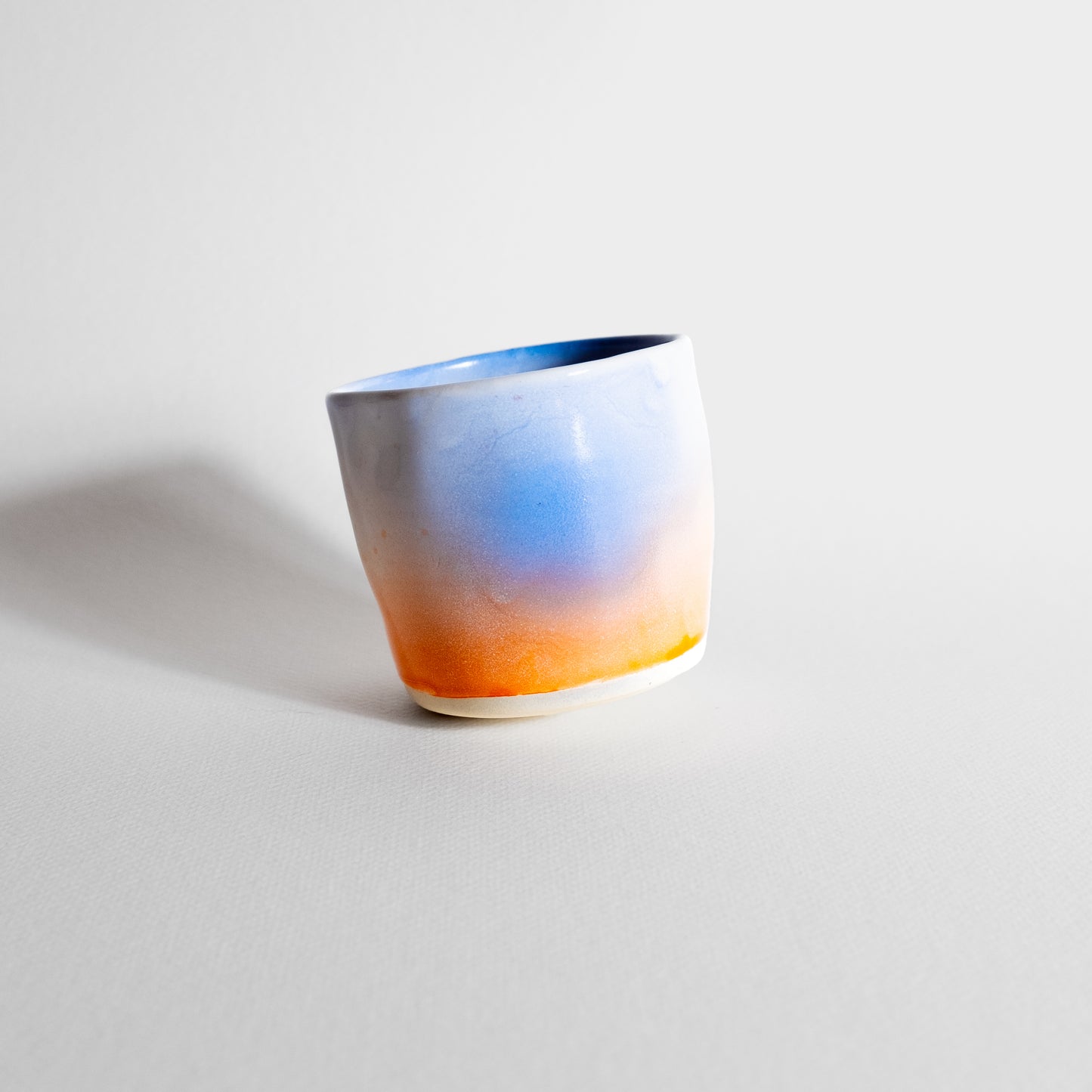 Wobble cup 8