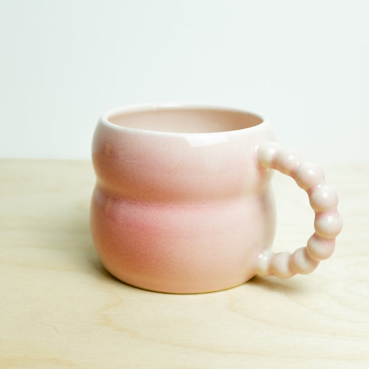 Mug with pearl handle No. 10