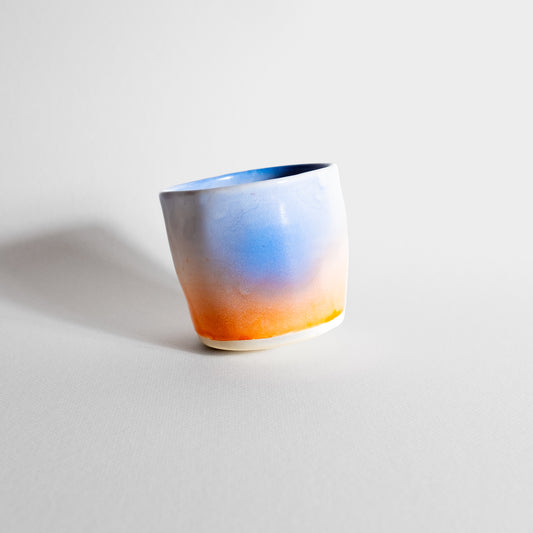 Wobble cup 8